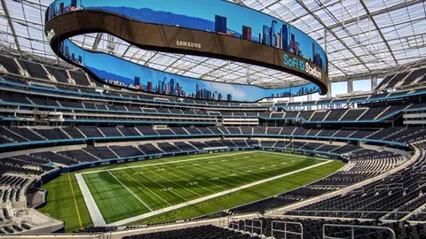 广州队主场击败东莞莞联，萨尔瓦多教练确立冲进前八目标